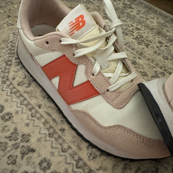 New Balance Women's Running Sneaker in Coral and Blush - Picture 2 of 6